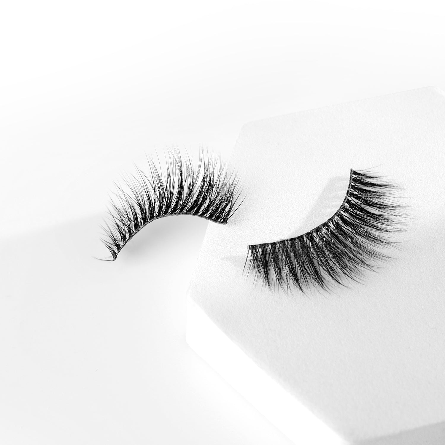 PAC Cosmetics Silk Lash (1 Pair) #Color_SL100