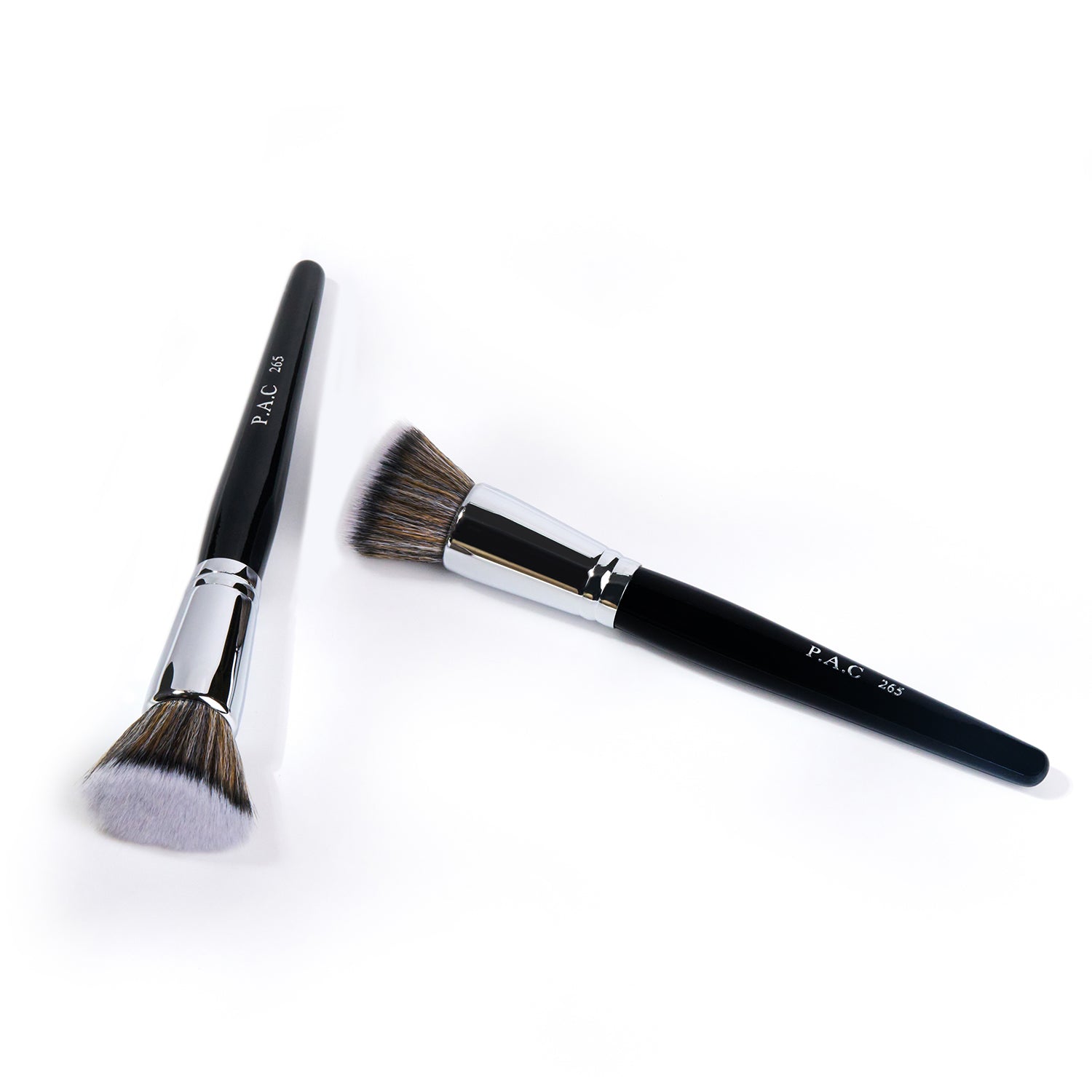 PAC Cosmetics Foundation Blending Brush 265