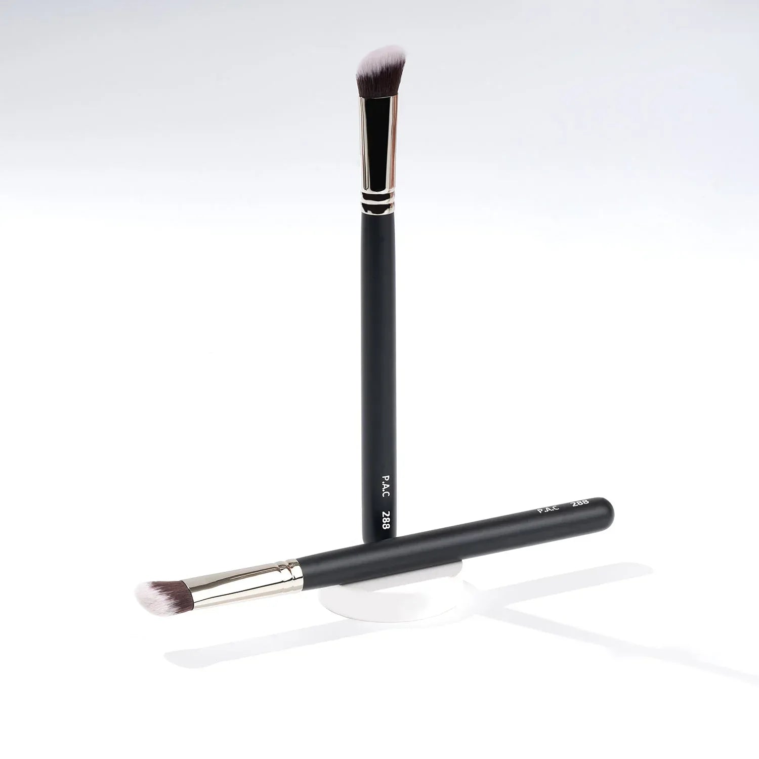 PAC Cosmetics Concealer Brush 288