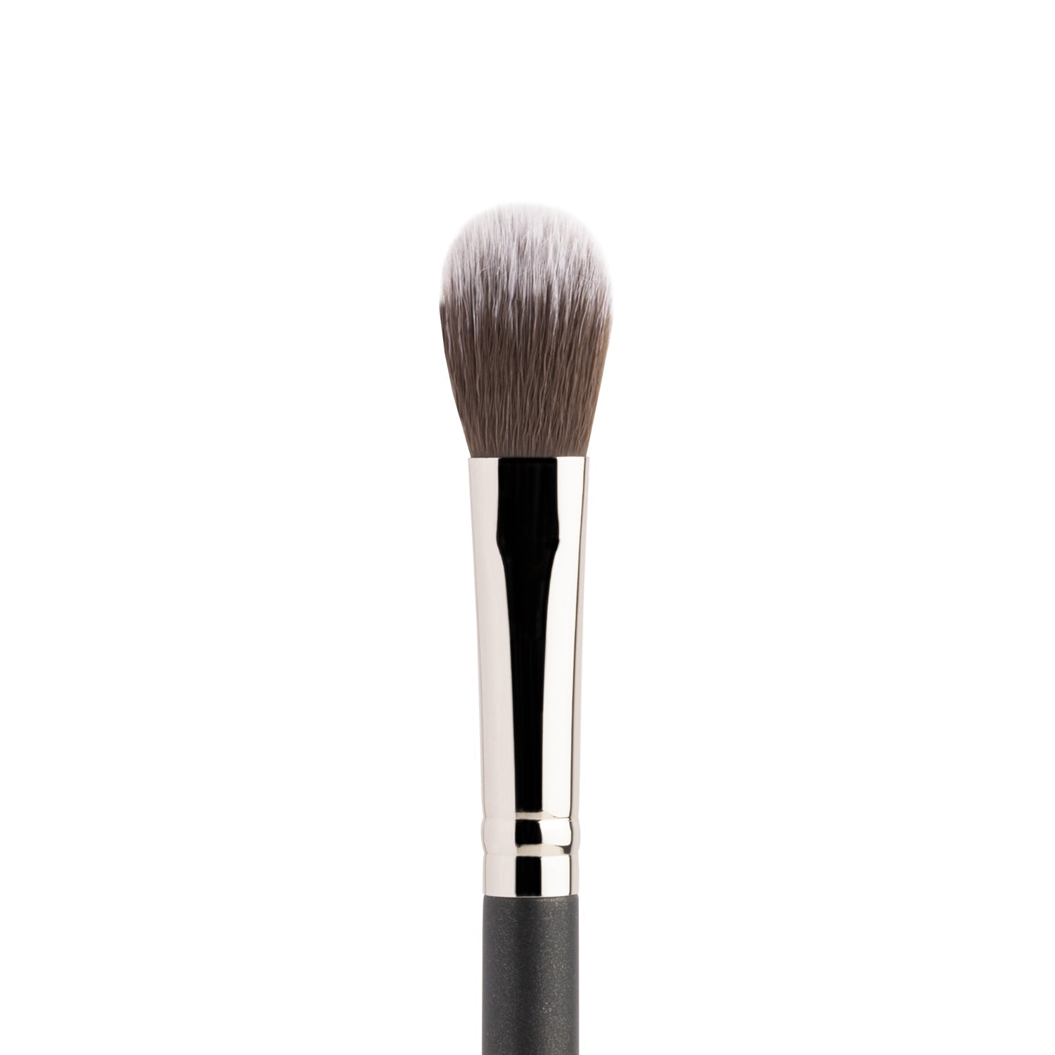 PAC Cosmetics Highlighter Brush 131