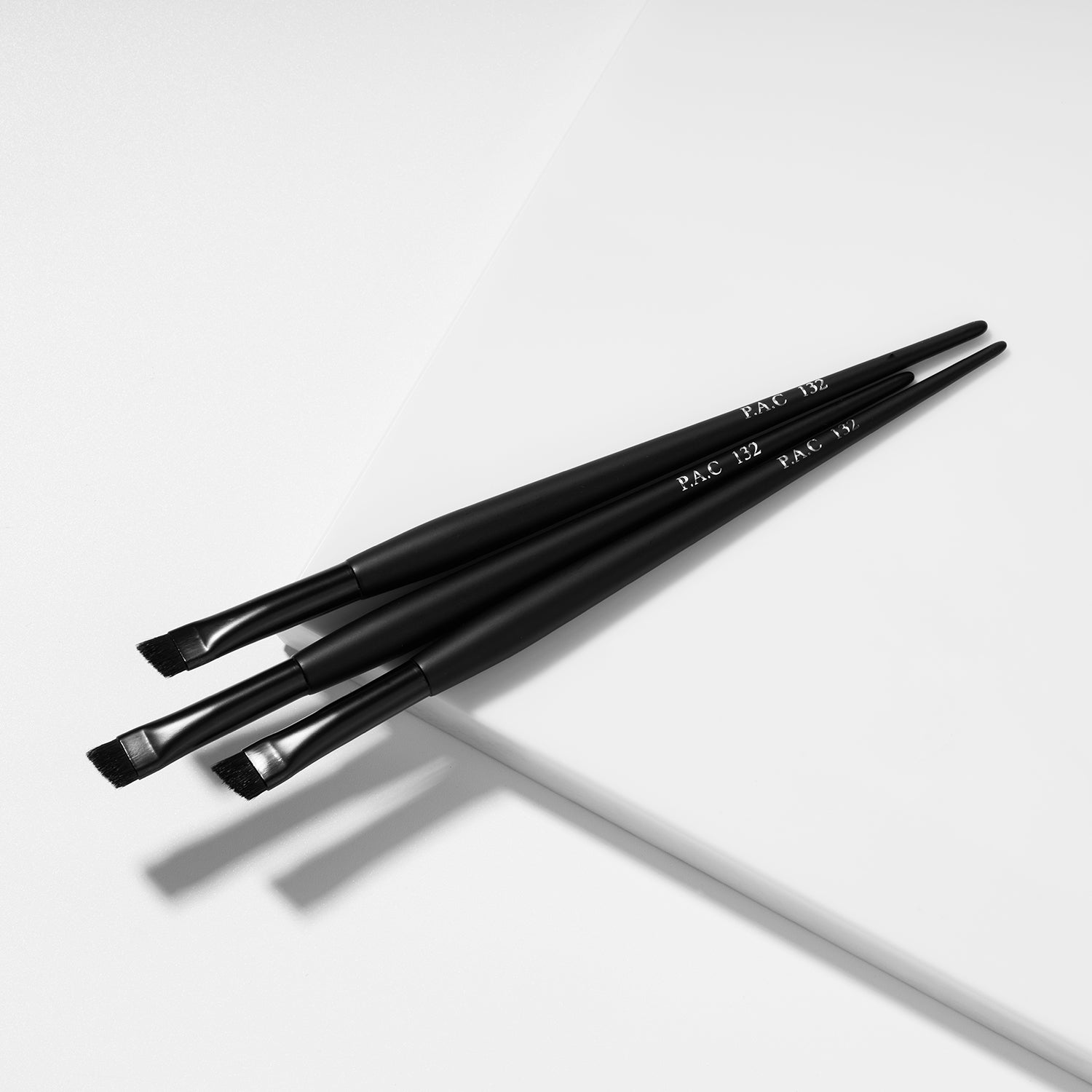 Eyebrow Brush 132