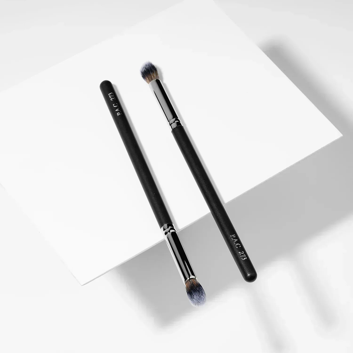 Eyeshadow Blending Brush 273