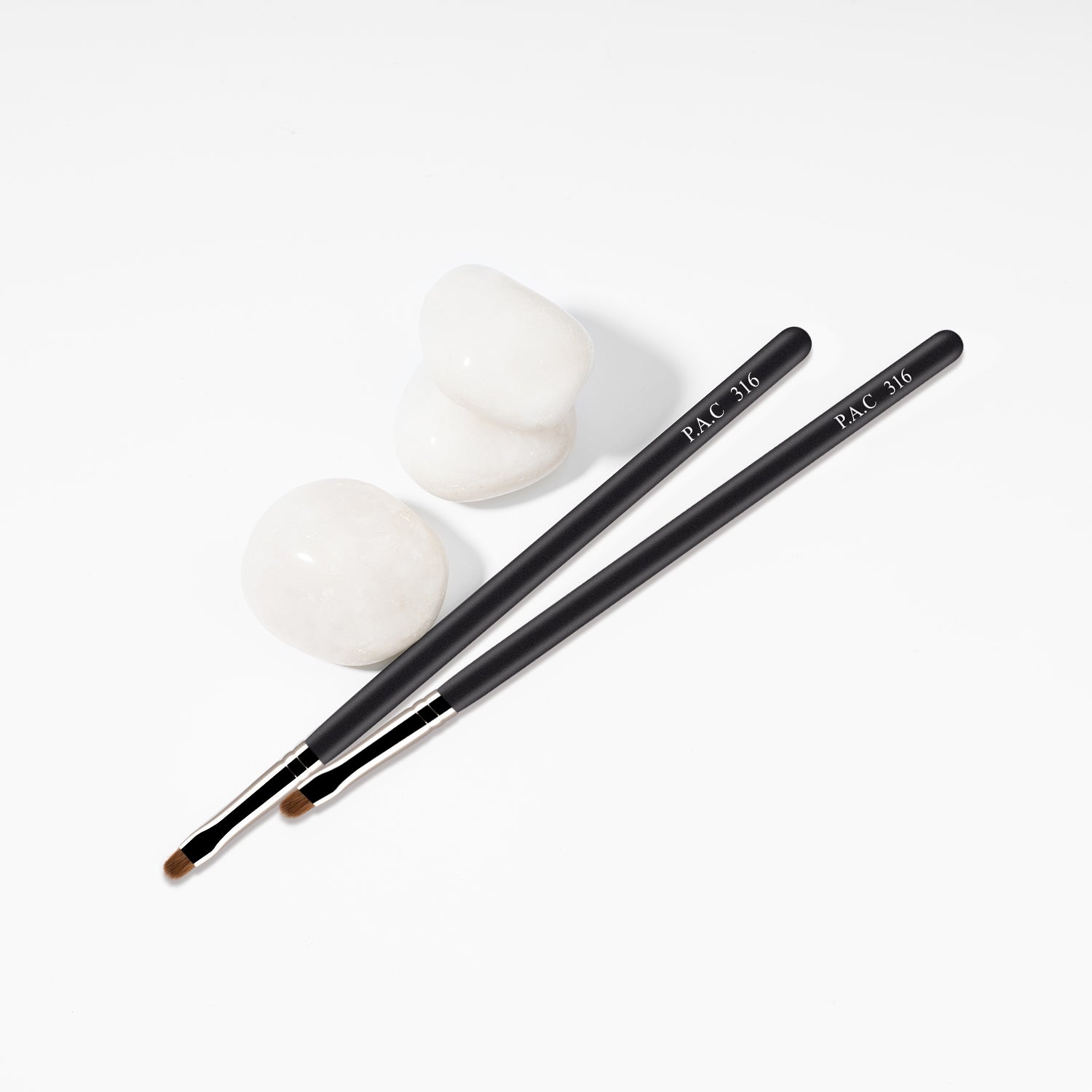 Eyeshadow Blending Brush 316