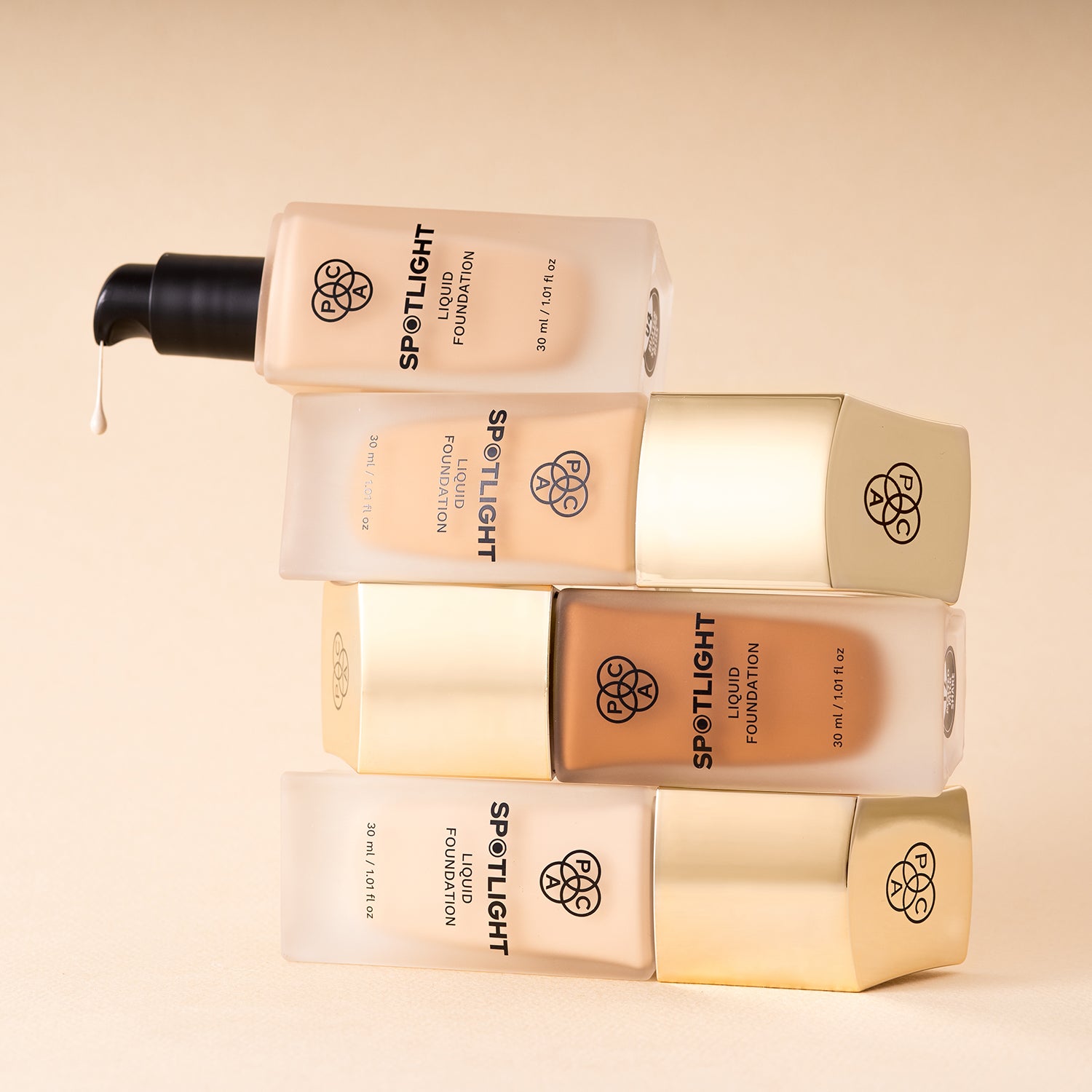PAC Cosmetics Spotlight Liquid Foundation (30 ml) #Color_07 Cashew Crème