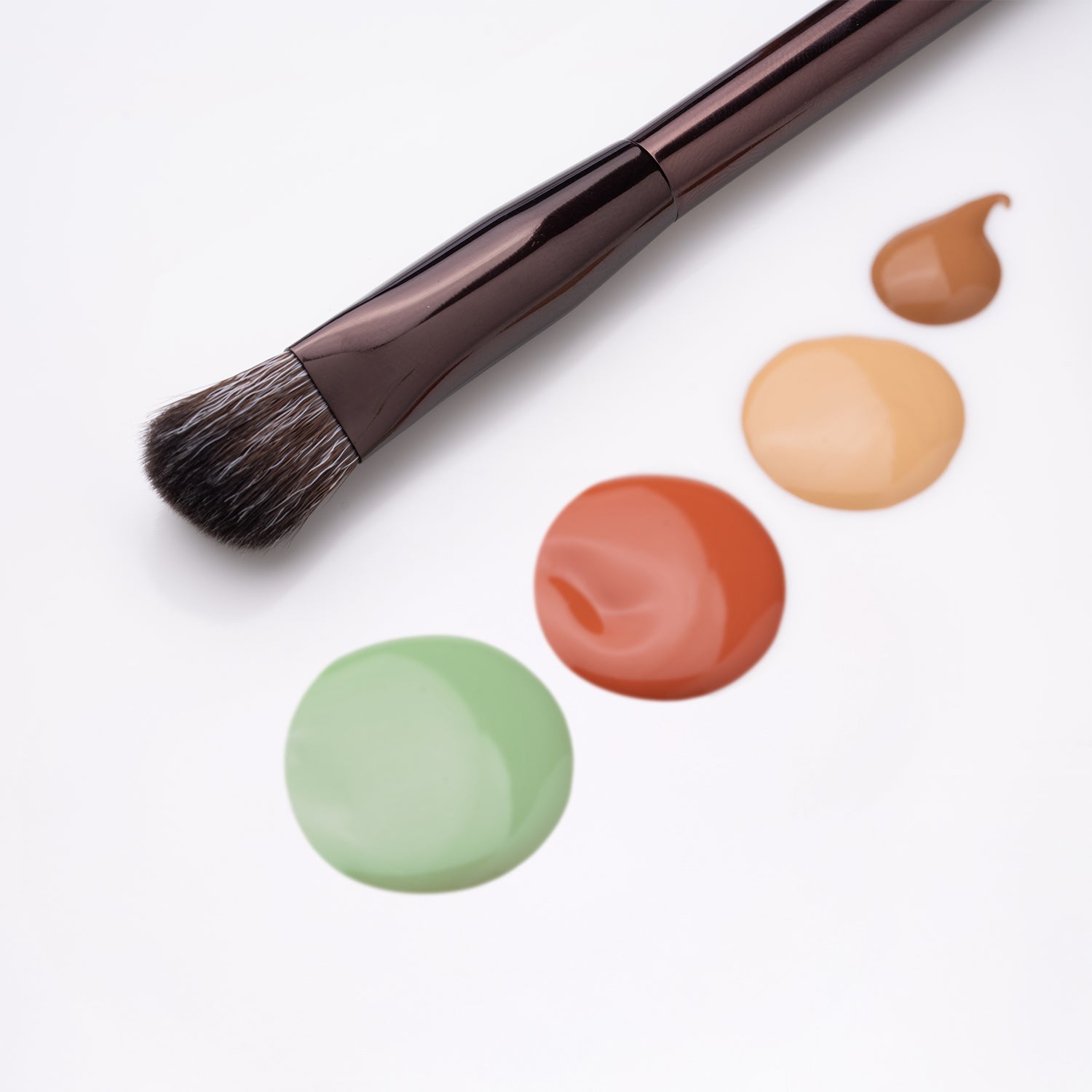 T05 Concealer Buffer Brush