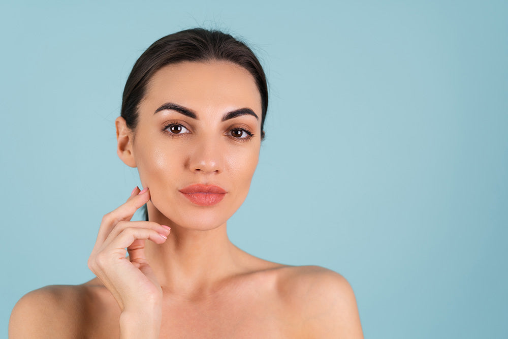 The Ultimate Guide to Ace the ‘Clean Girl’ Makeup Look
