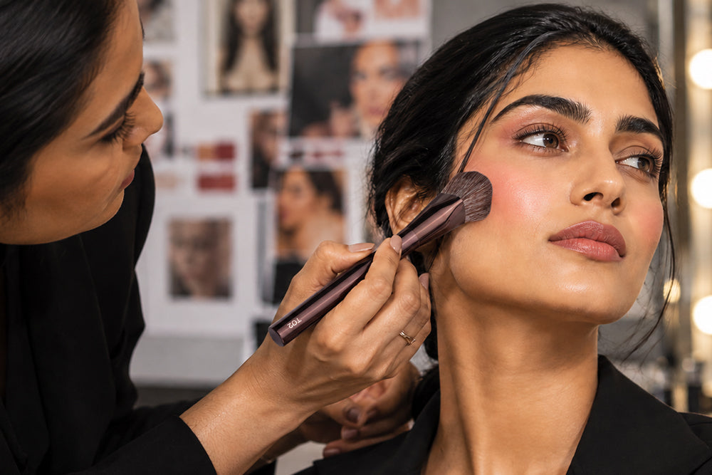 What Professional Makeup Artists Look For in a Formula