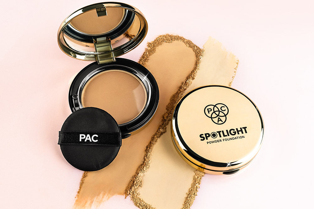 How Spotlight Powder Foundation Gives You Smooth Skin in Seconds