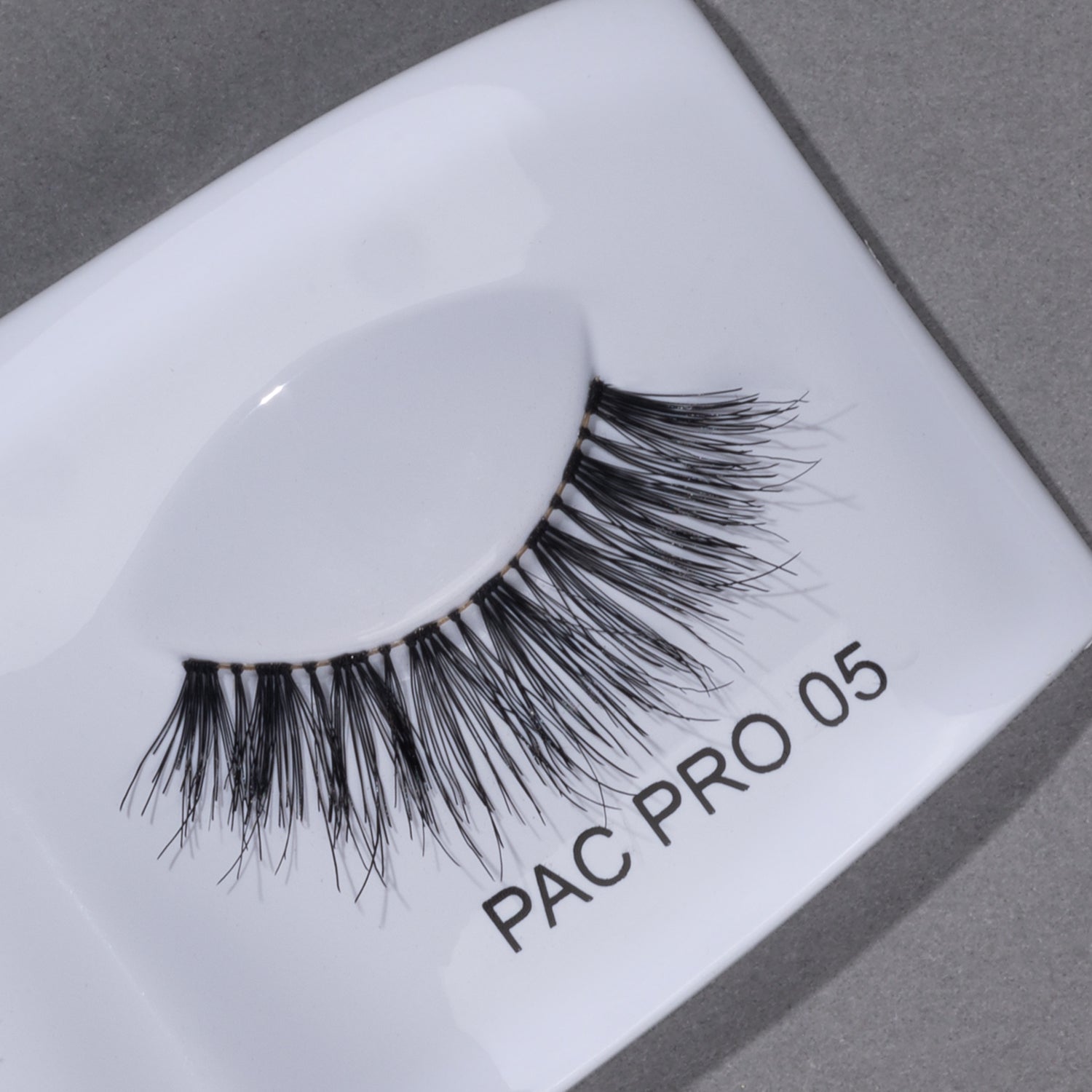 PAC Cosmetics PRO Tapered Lash (1 Pair) #Color_PRO05