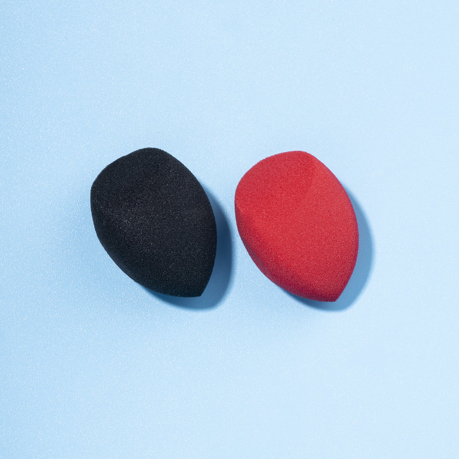 PAC Cosmetics Mini Sponge Set (Olive Cut) (Black, Red) (2 Pc)