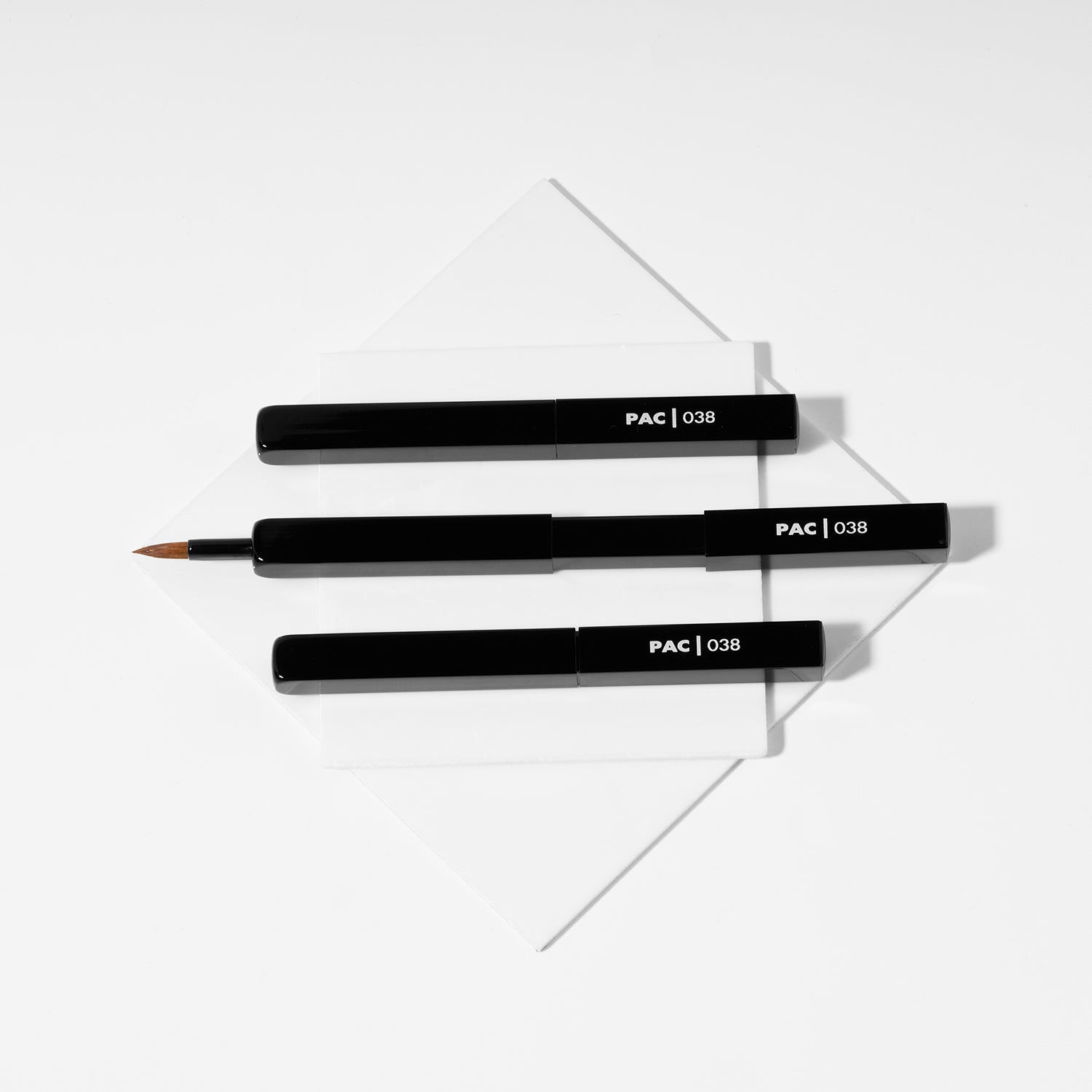Lip Brush 038