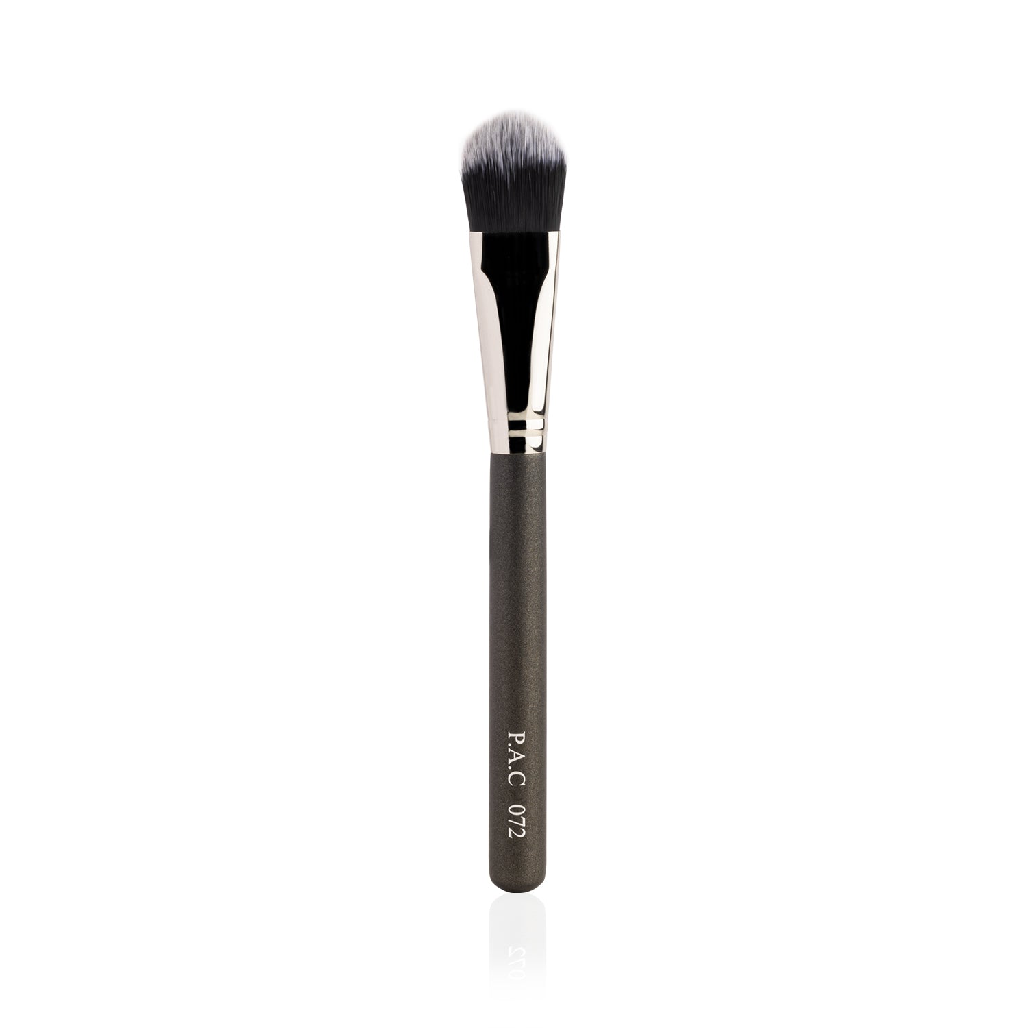 PAC Cosmetics Foundation Application Brush 072