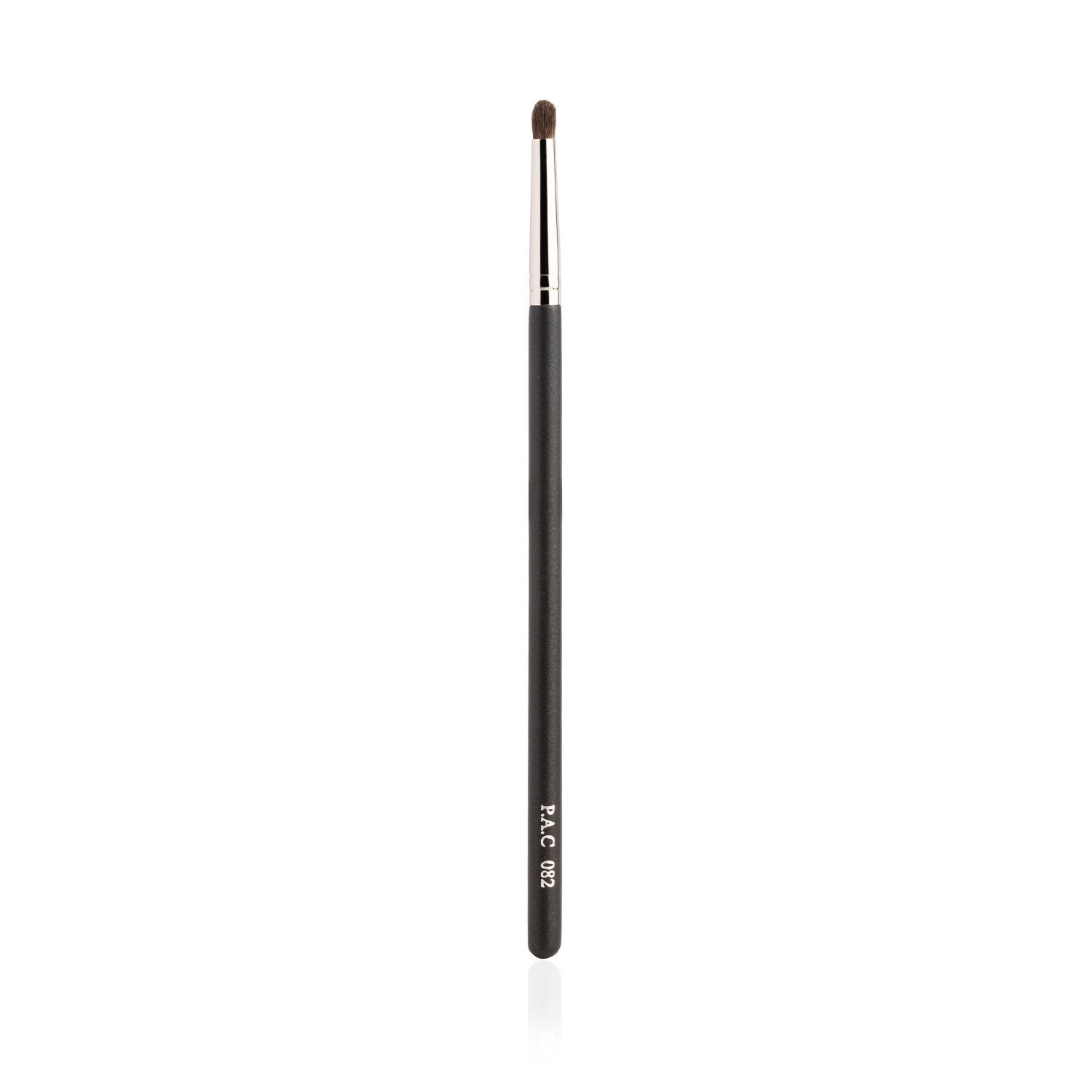 PAC Cosmetics Eyeshadow Blending Brush 082