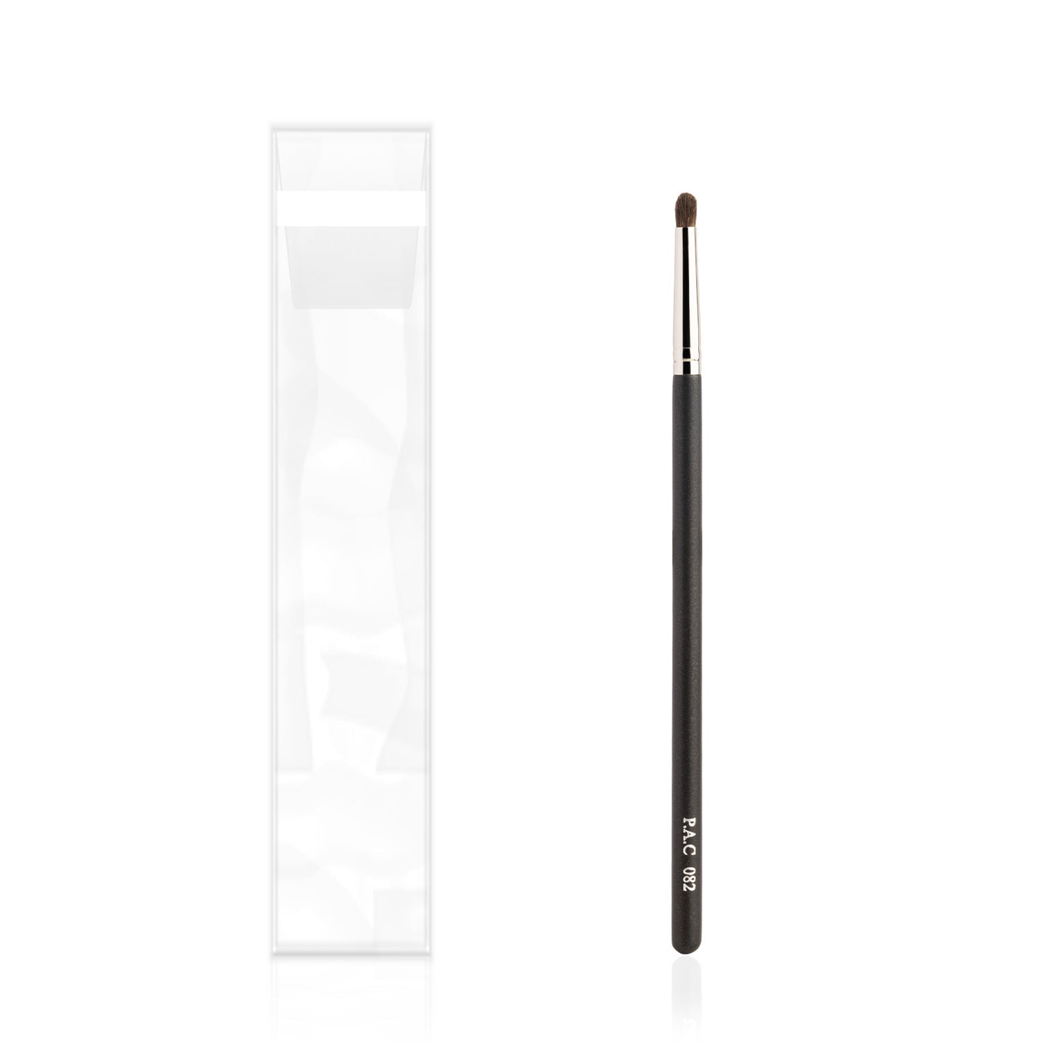 PAC Cosmetics Eyeshadow Blending Brush 082