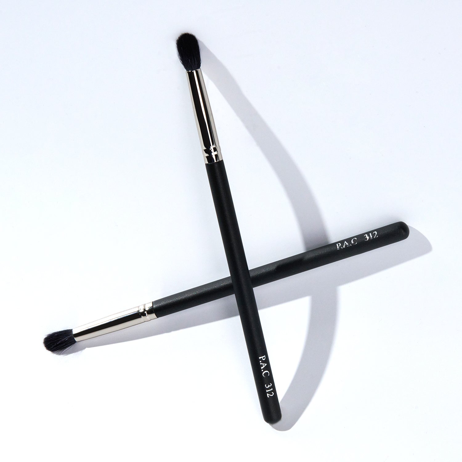 PAC Cosmetics Eyeshadow Blending Brush 312