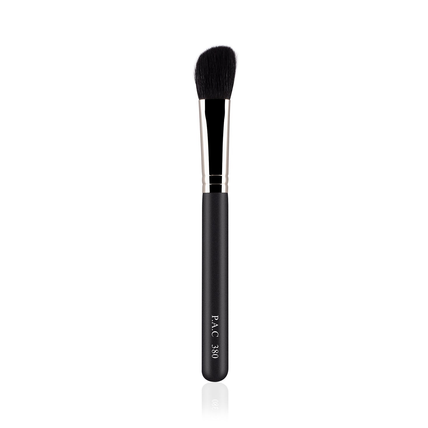 PAC Cosmetics Contouring Brush 380