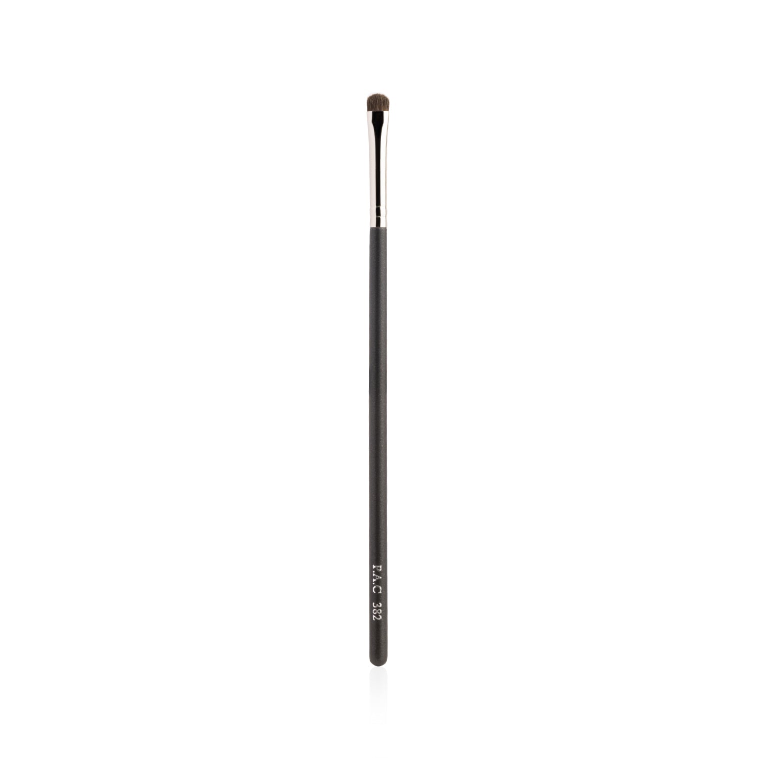 PAC Cosmetics Eyeshadow Application Brush 382